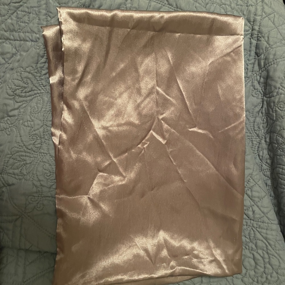 Silk queen pillow case